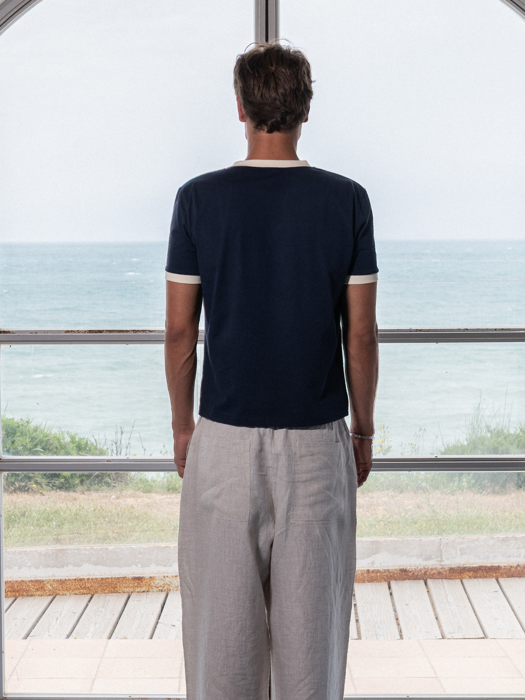 La Isla Tee | Navy Blue