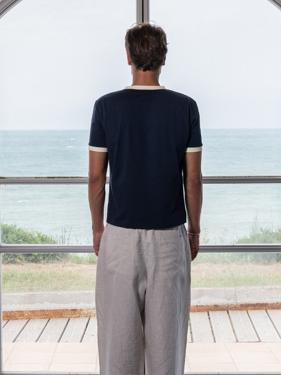 La Isla Tee | Navy Blue