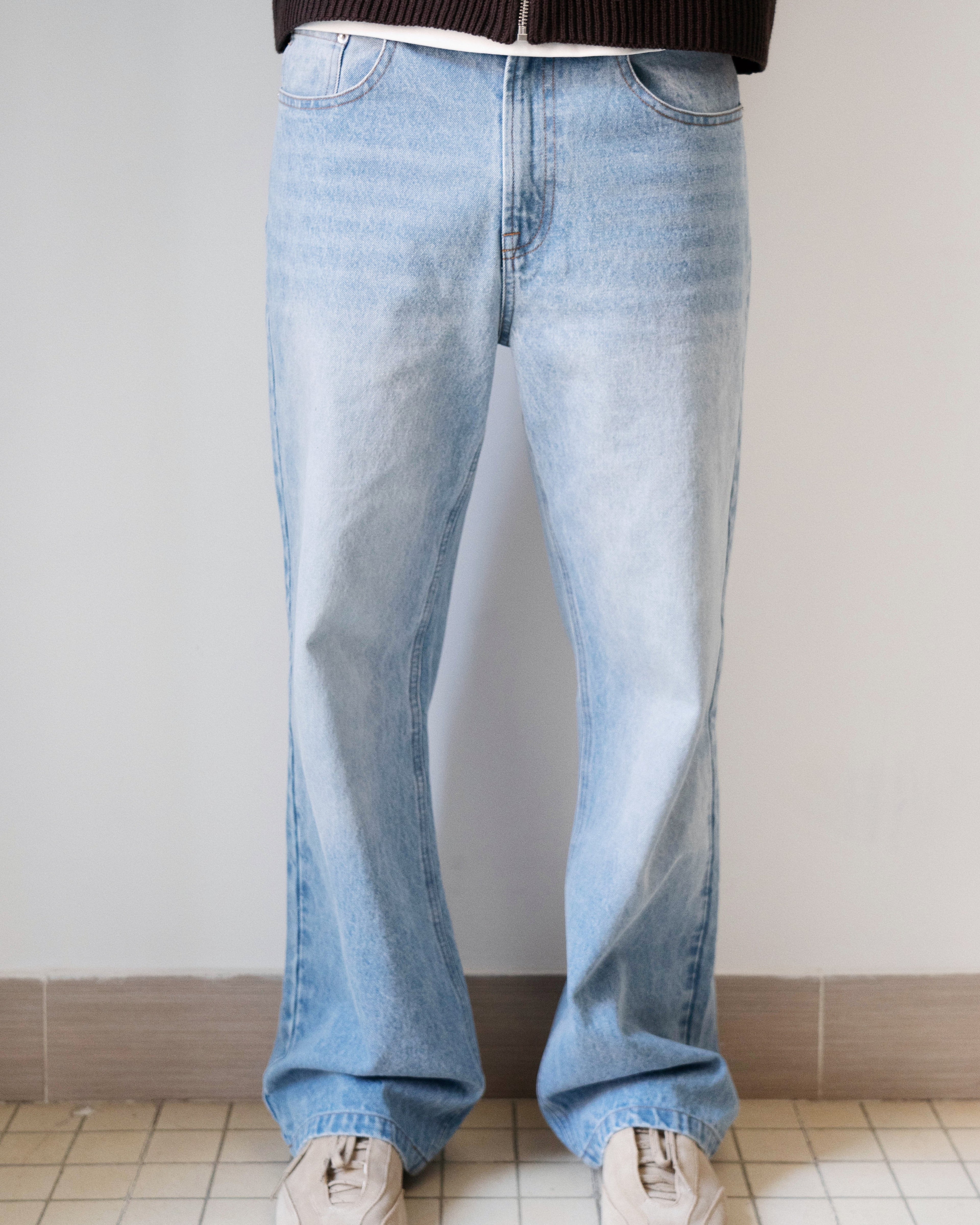 Daily Essential Jeans | Light blue